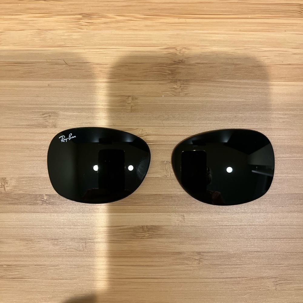 Ray-Ban Wayfarer RB2132 Crystal Green Replacement Lenses (52MM)